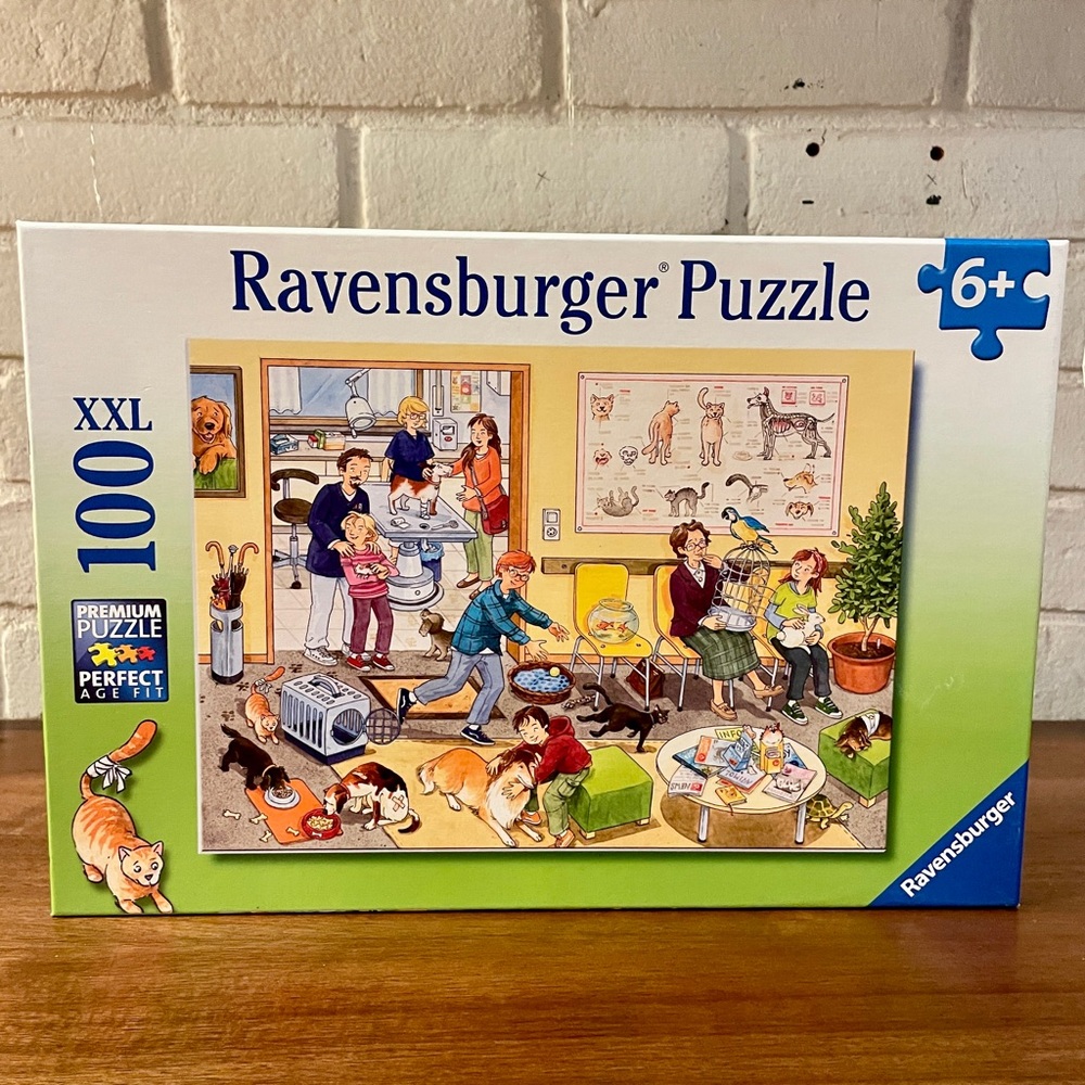 Ravensburger Puzzle for kids - “In the Vet’s Office” 100 XXL piece